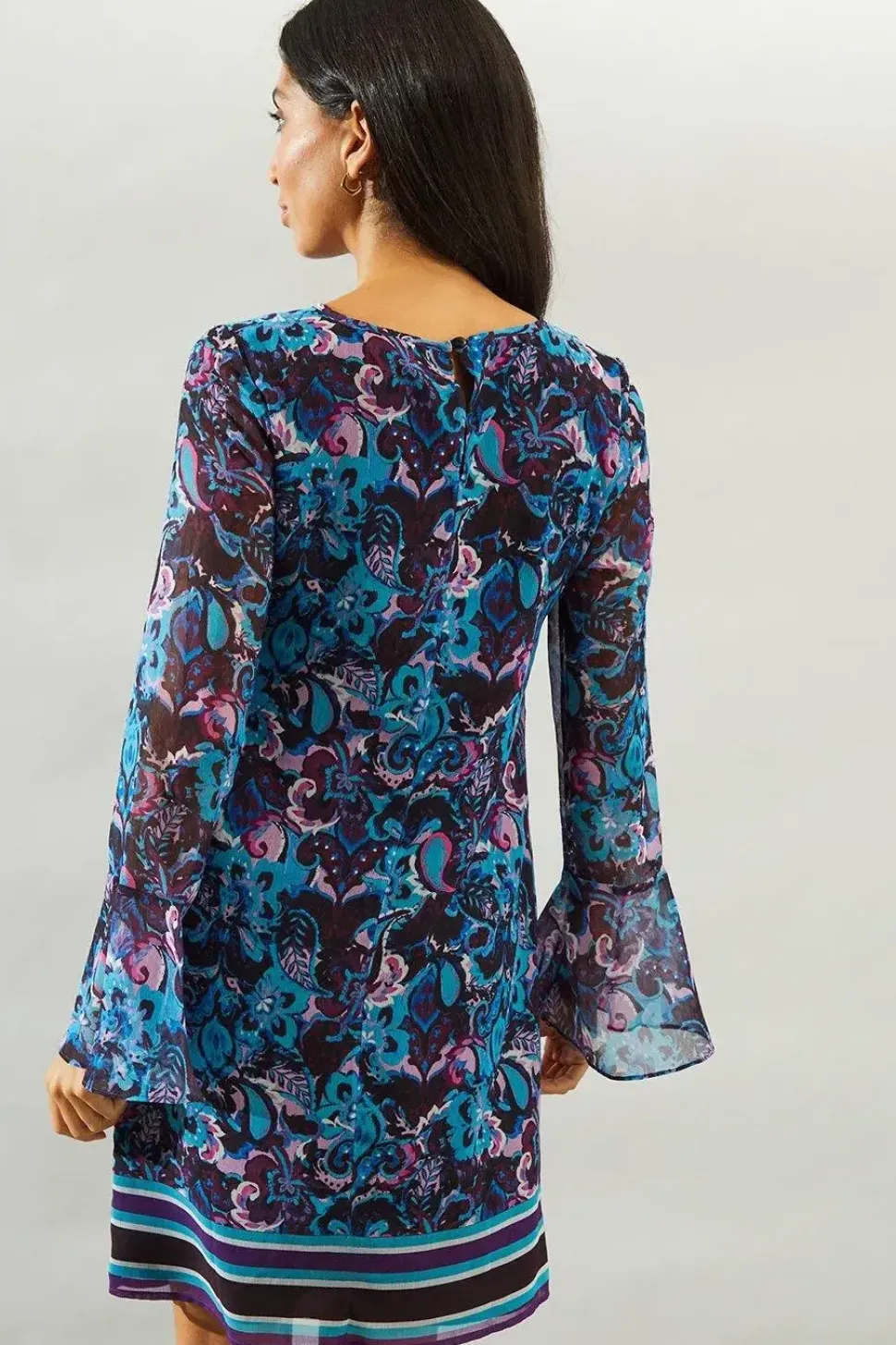 Abstract Border Keyhole Detail Shift Dress