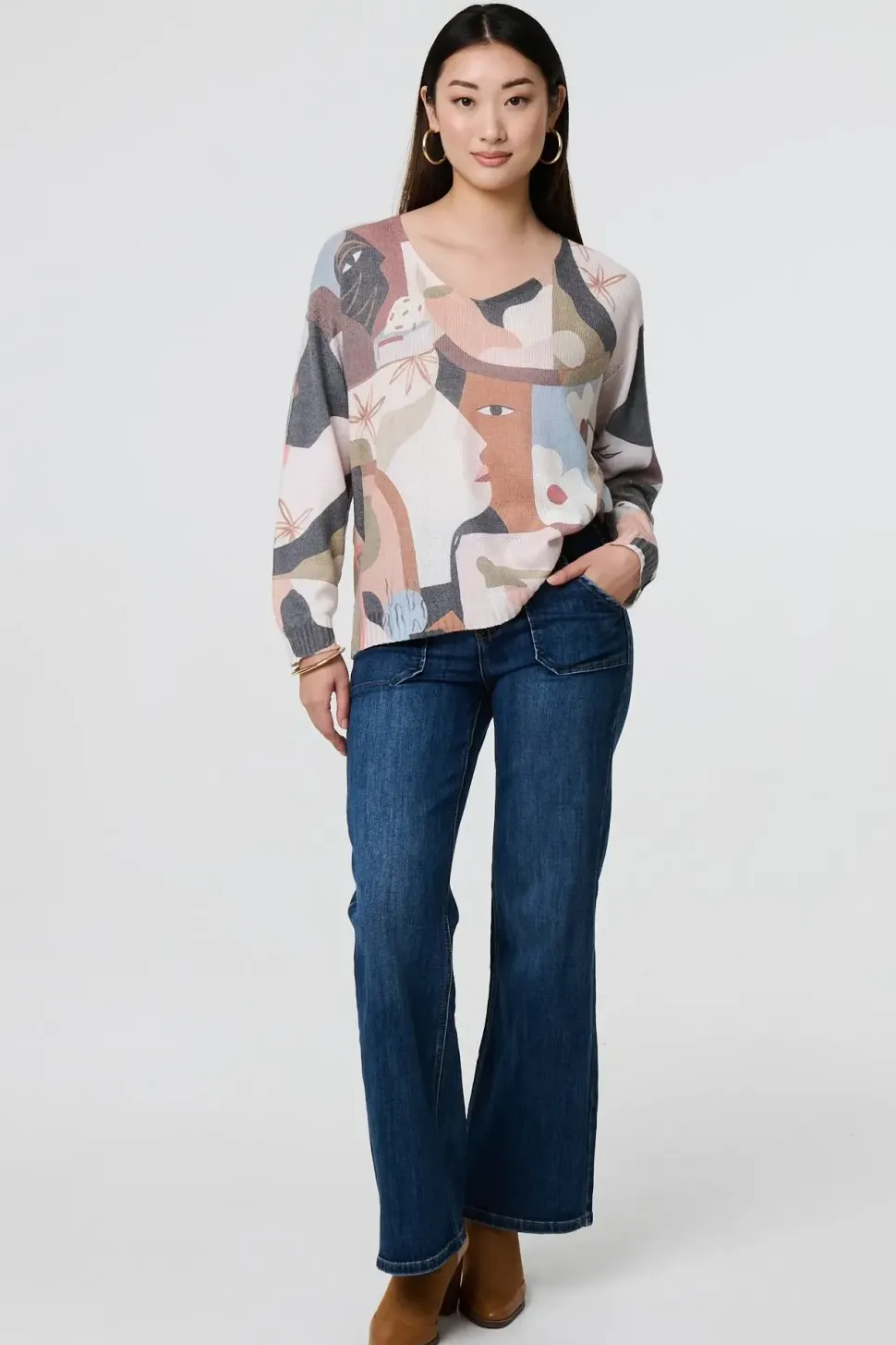 Abstract Print Long Sleeve Knit Top