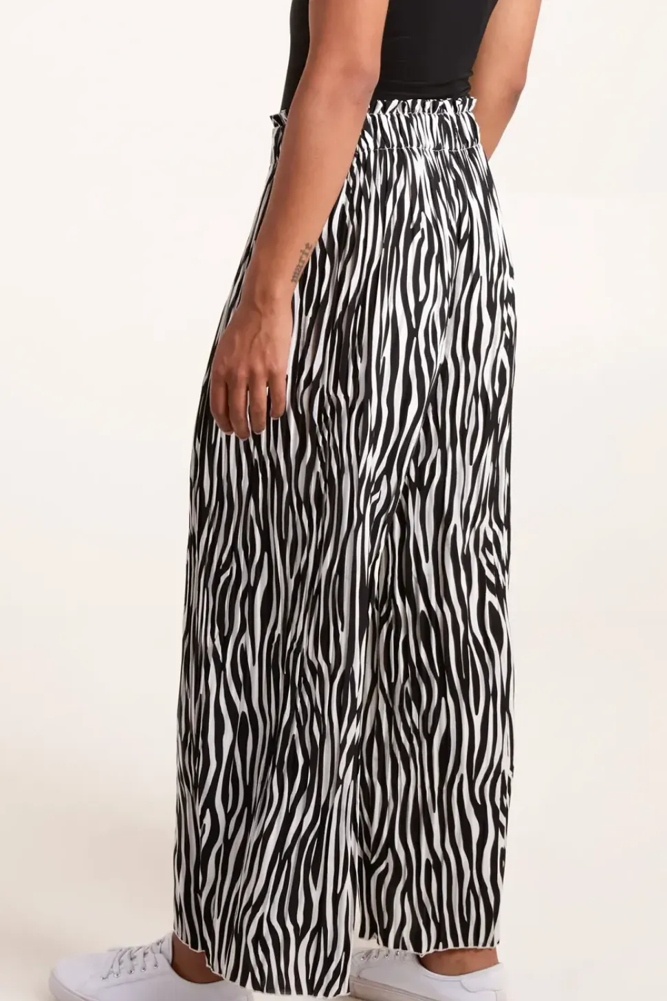 Abstract Zebra Pleated Trousers