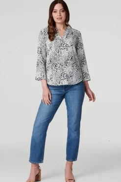 Animal Print Curve Hem Blouse