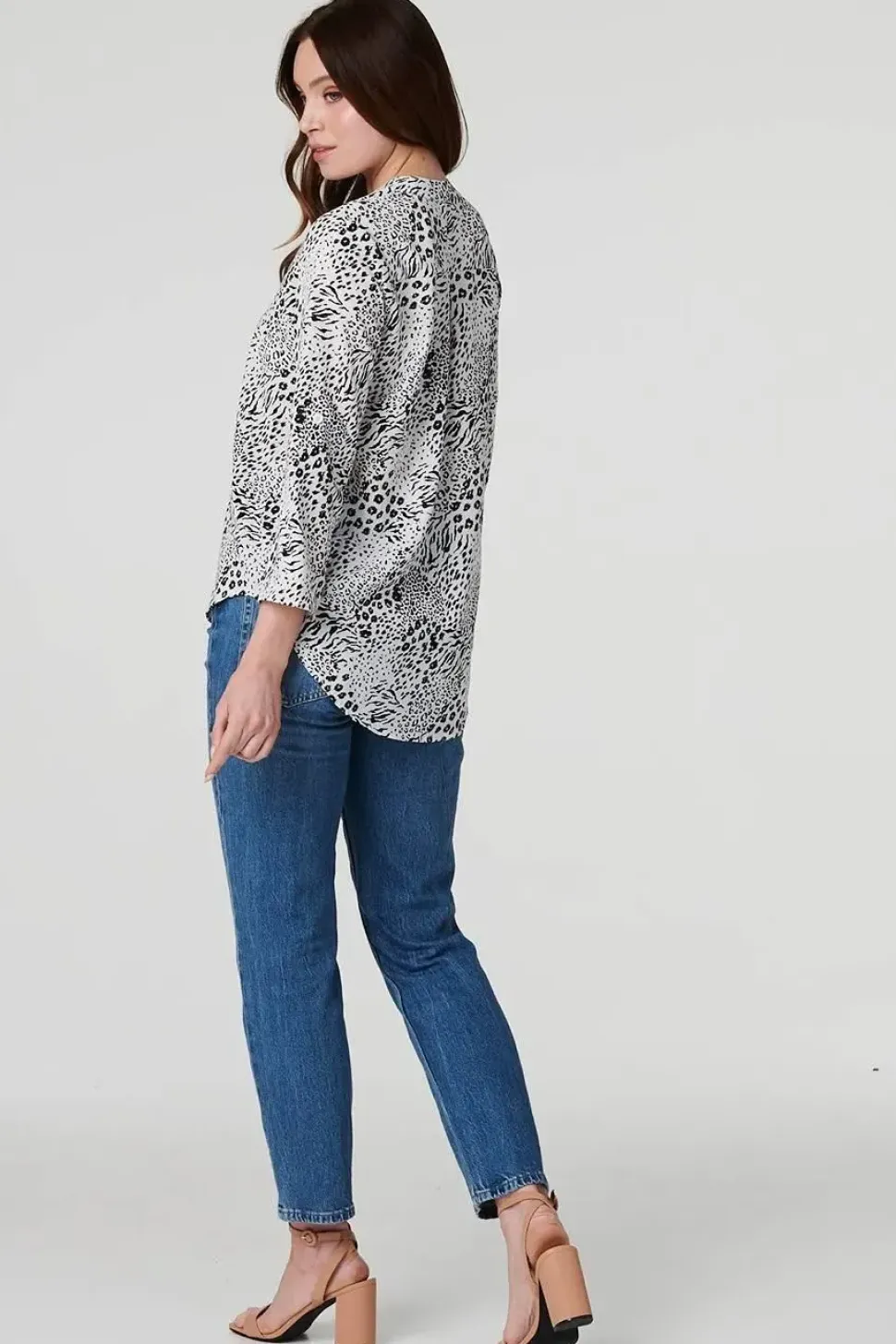 Animal Print Curve Hem Blouse