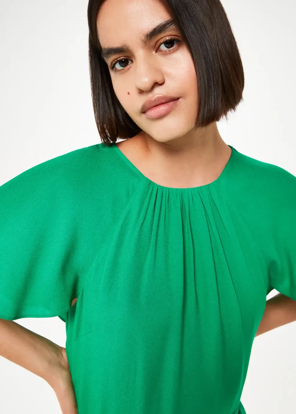 Annabelle Cape Sleeve Dress-