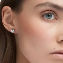 Attract Square Stud Earrings 5430365