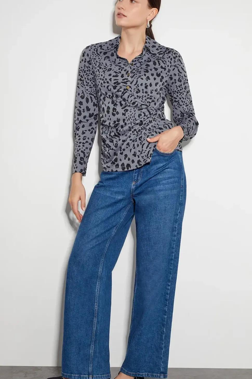 Aubrey Jersey Leopard Print Shirt