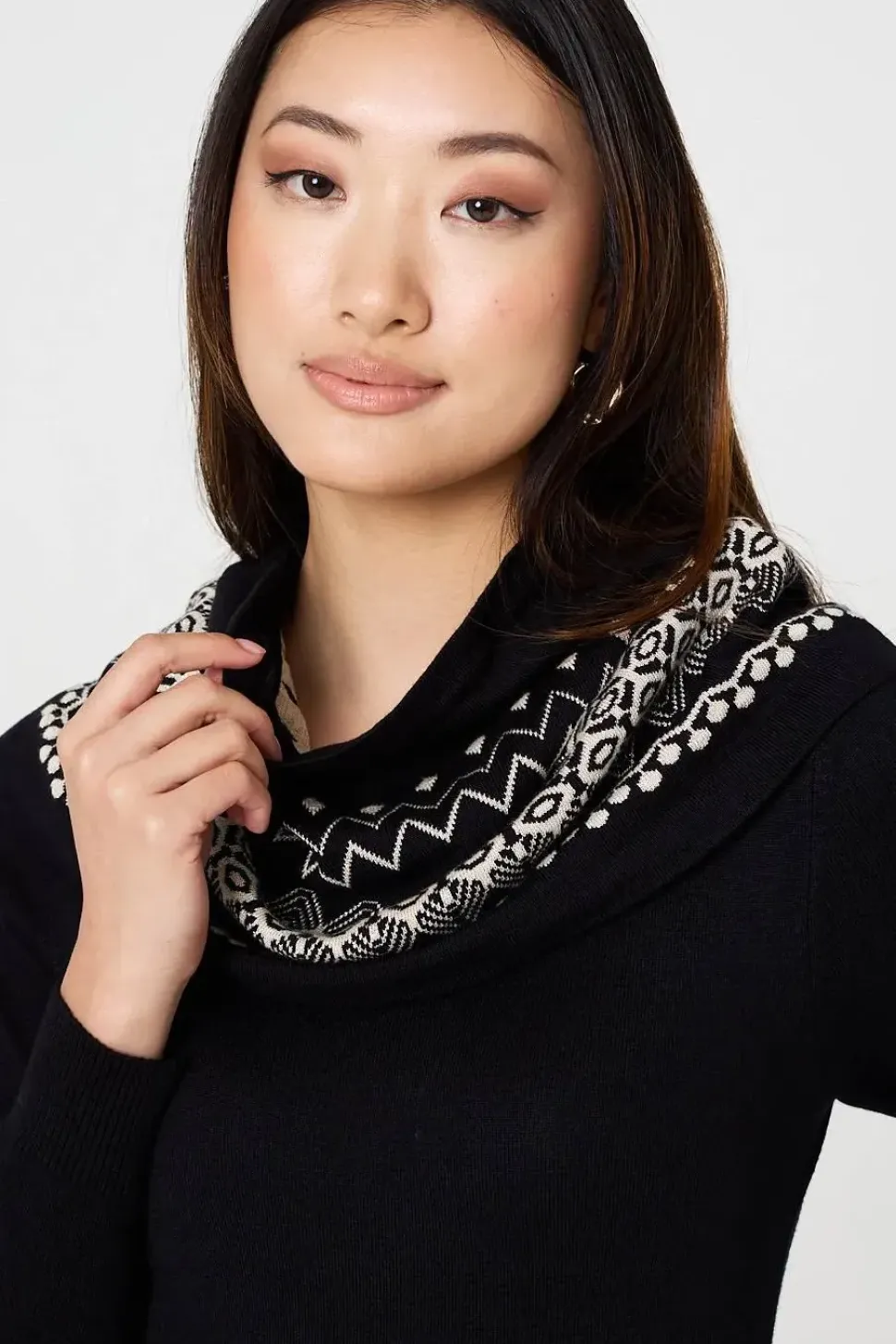 Aztec Print Removable Rollneck Knit Dress