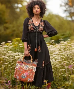 Bamboo Handle Vintage Floral Print Fringed Carpet Bag