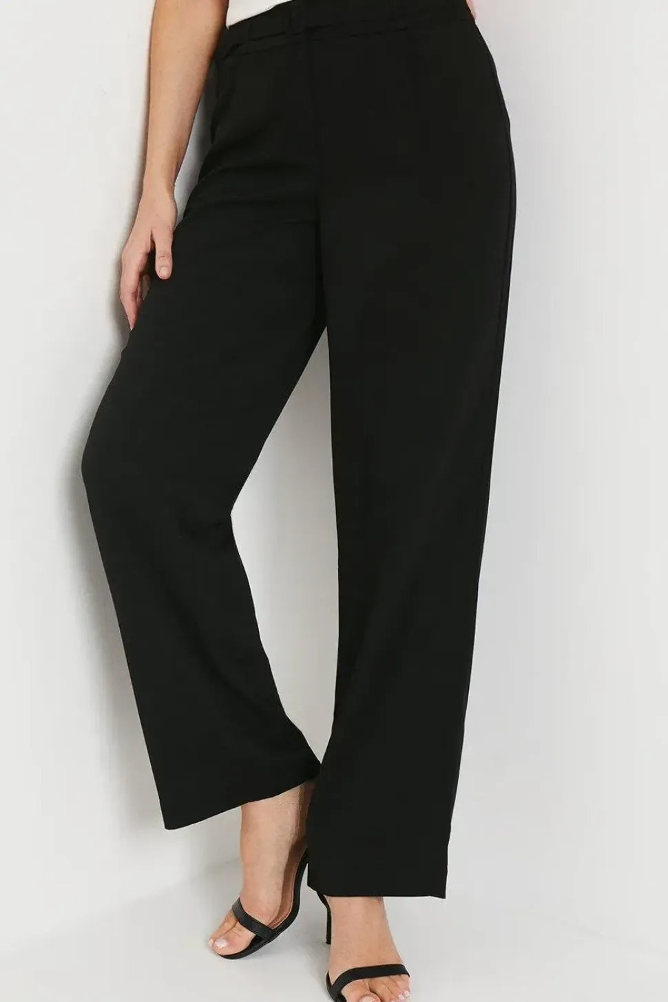 Belted Wide Leg Trouser