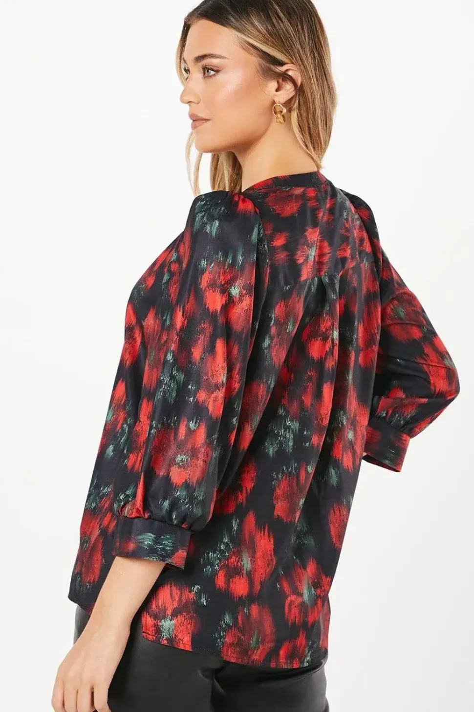 Berry Floral Overhead Blouse