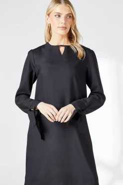 Black Crepe Stitch Detail Shift Dress