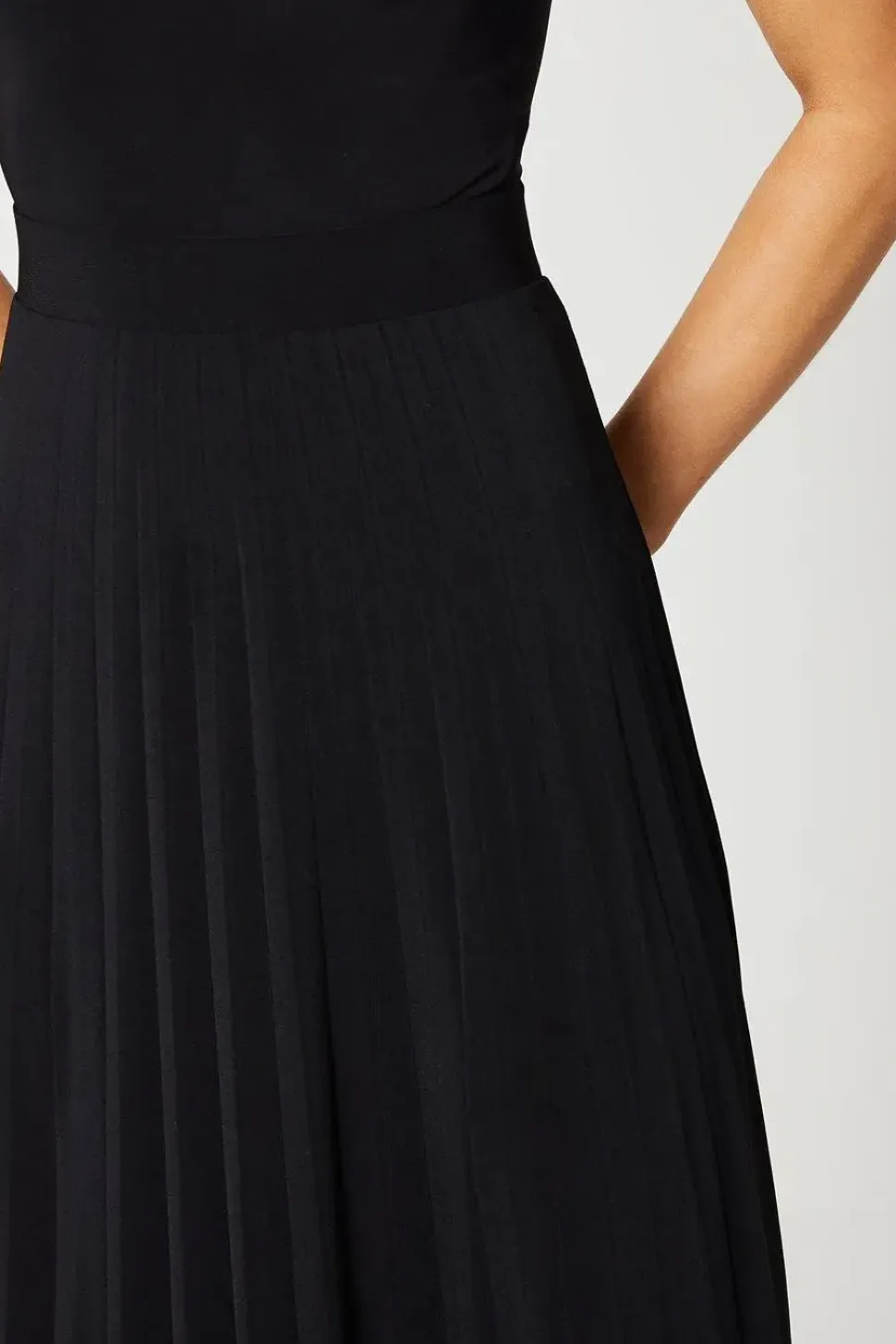 Black Pleated Midi Skirt