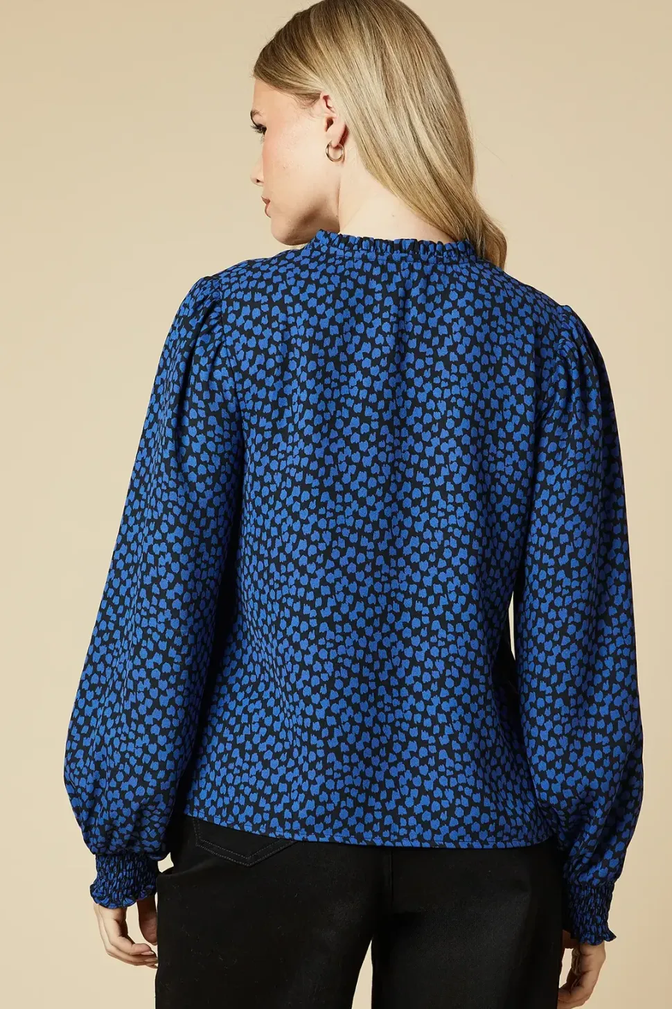 Blue Blurred Spot Shirred Cuff Blouse