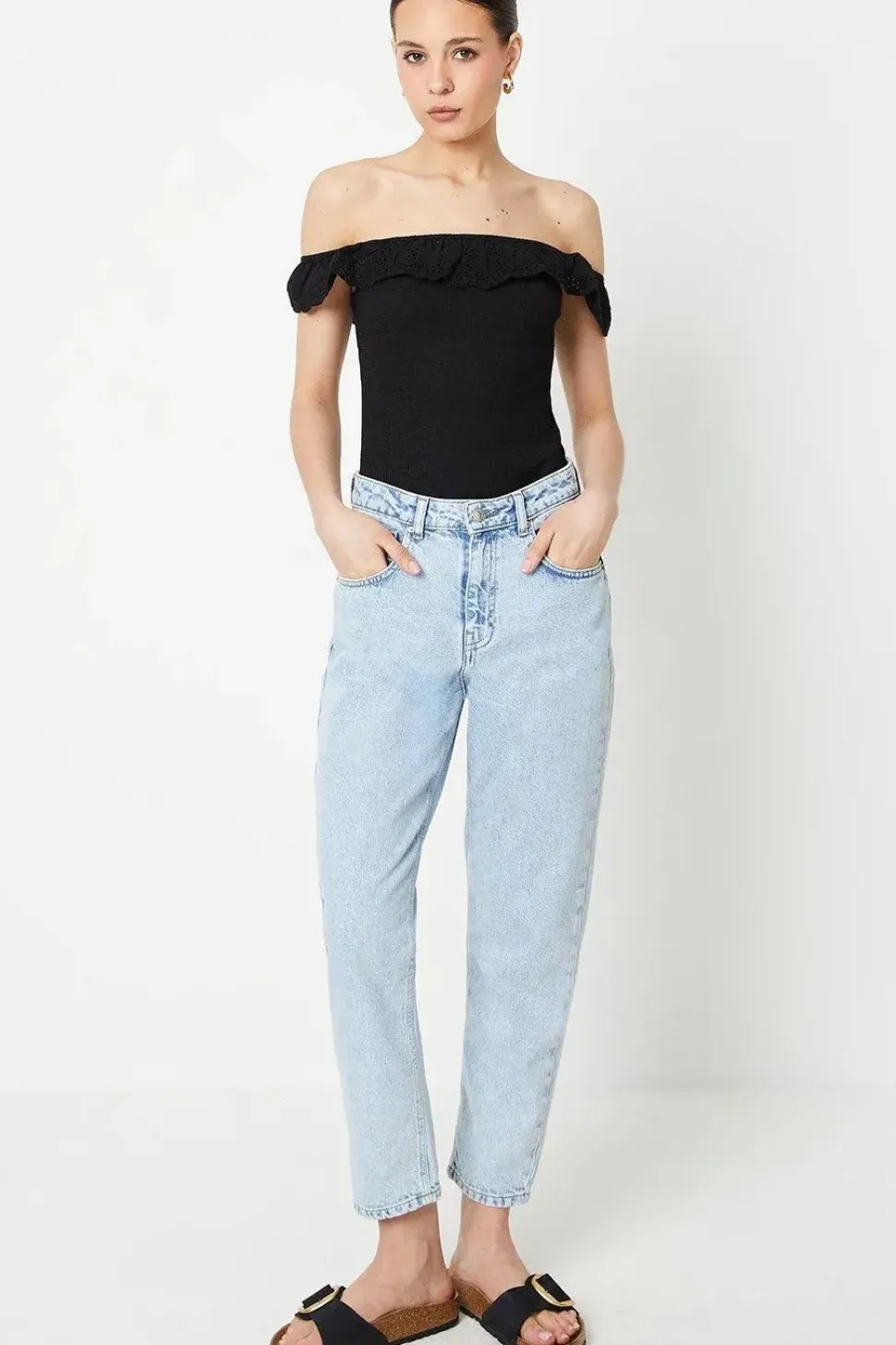 Broderie Frill Square Neck Vest