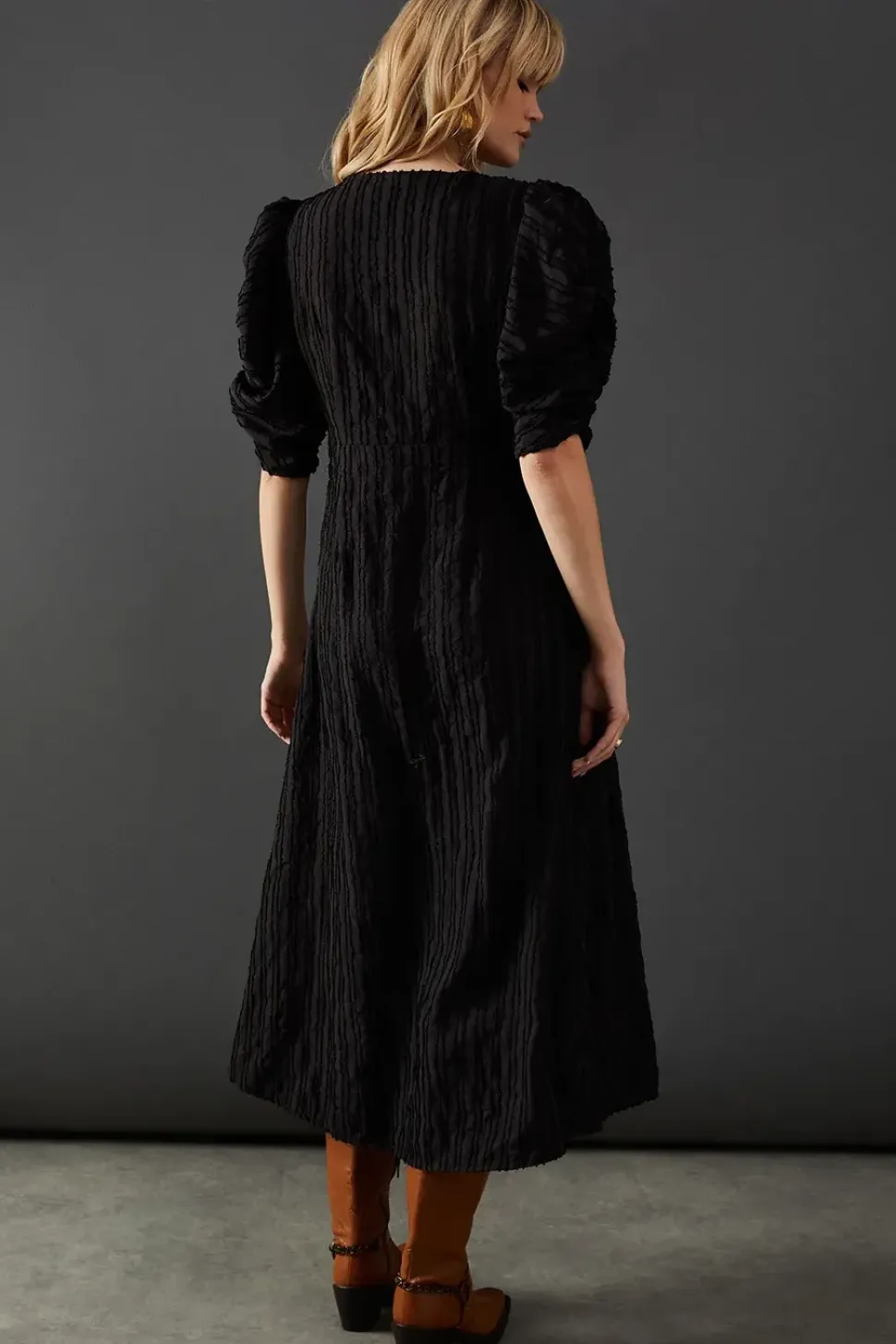 Burnout Stripe Plunge Neck Volume Sleeve Midi Dress