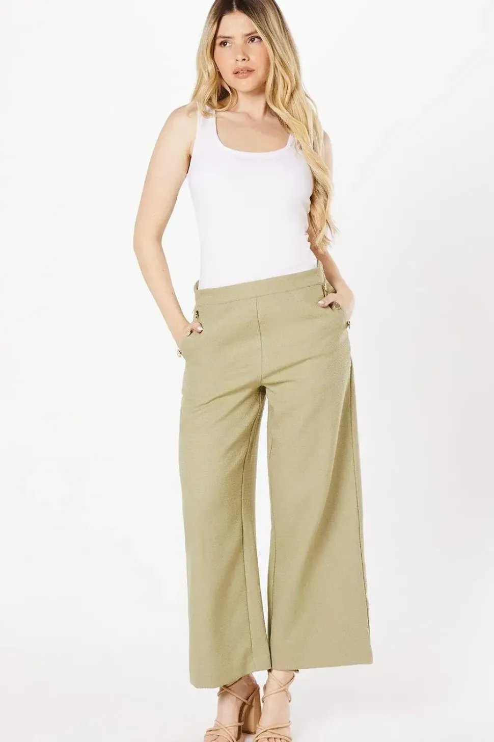 Button Detail Crop Wide Leg Textured Trouser