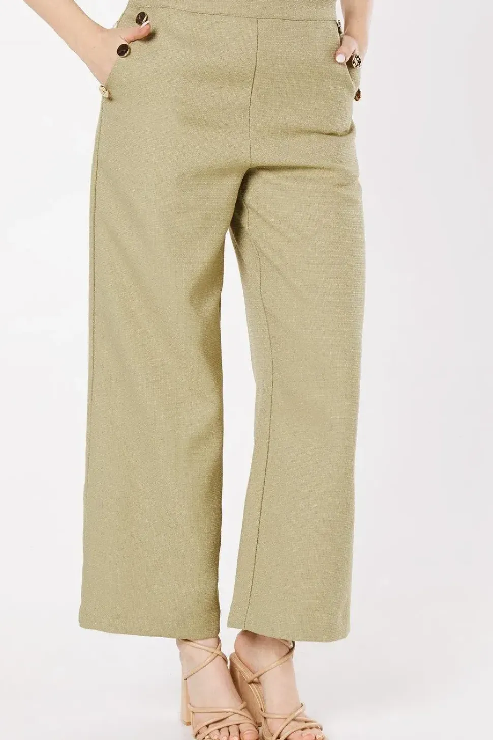 Button Detail Crop Wide Leg Textured Trouser