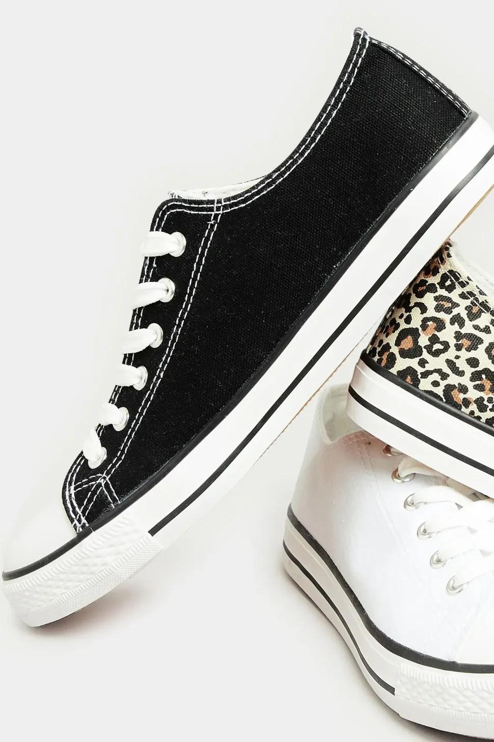 Canvas Low Trainers