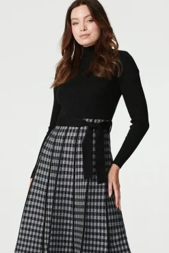 Checked High Neck Knit Dress