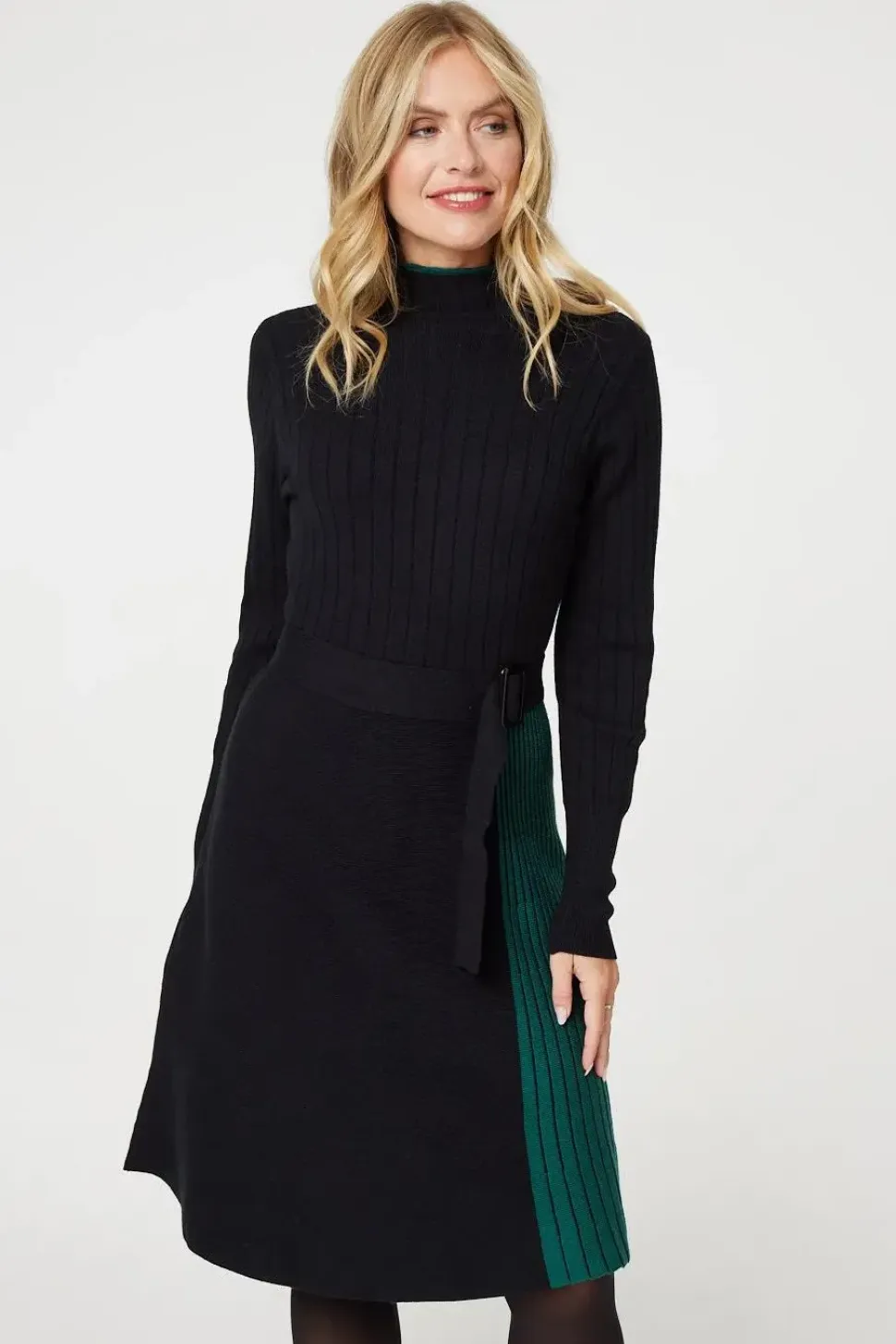 Colour Block High Neck Pleated Knit Dress