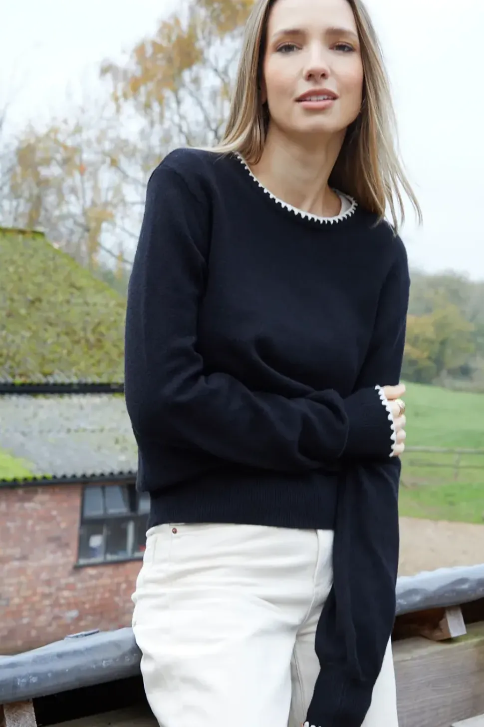 Contrast Edge Balloon Sleeve Knitted Jumper
