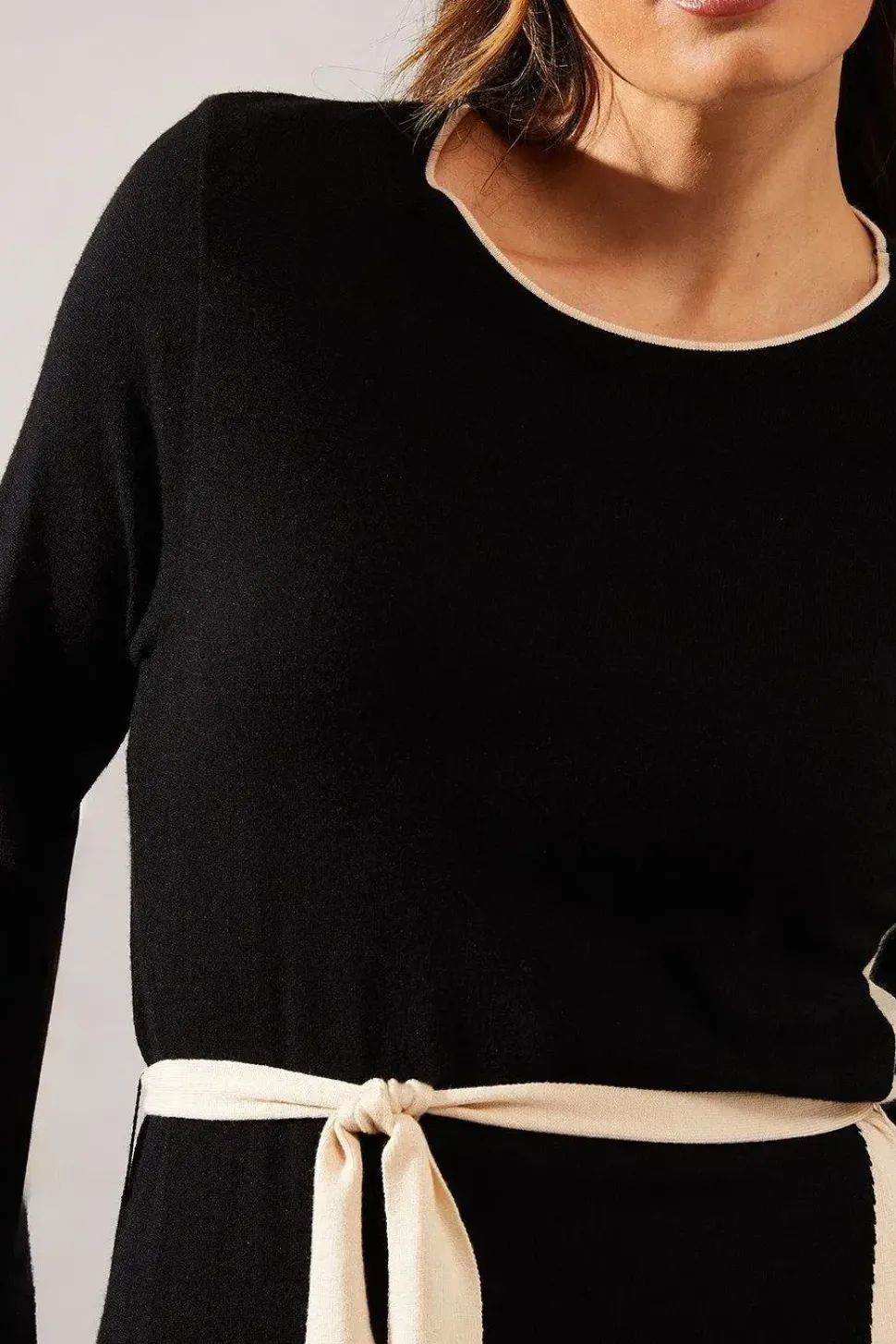 Contrast Tie Waist Knitted Midi Dress