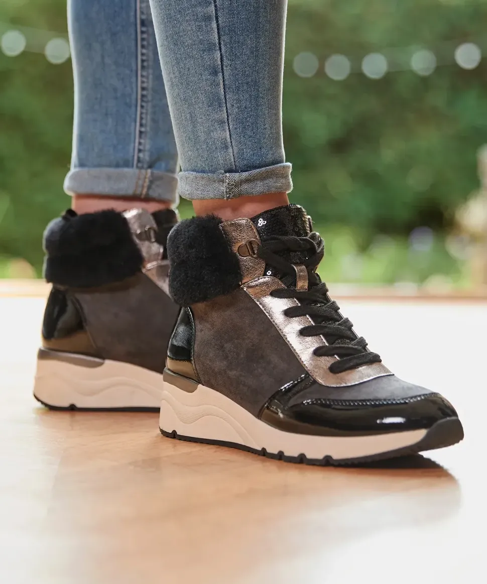 Cosy Faux Fur Trim Trainer Boots