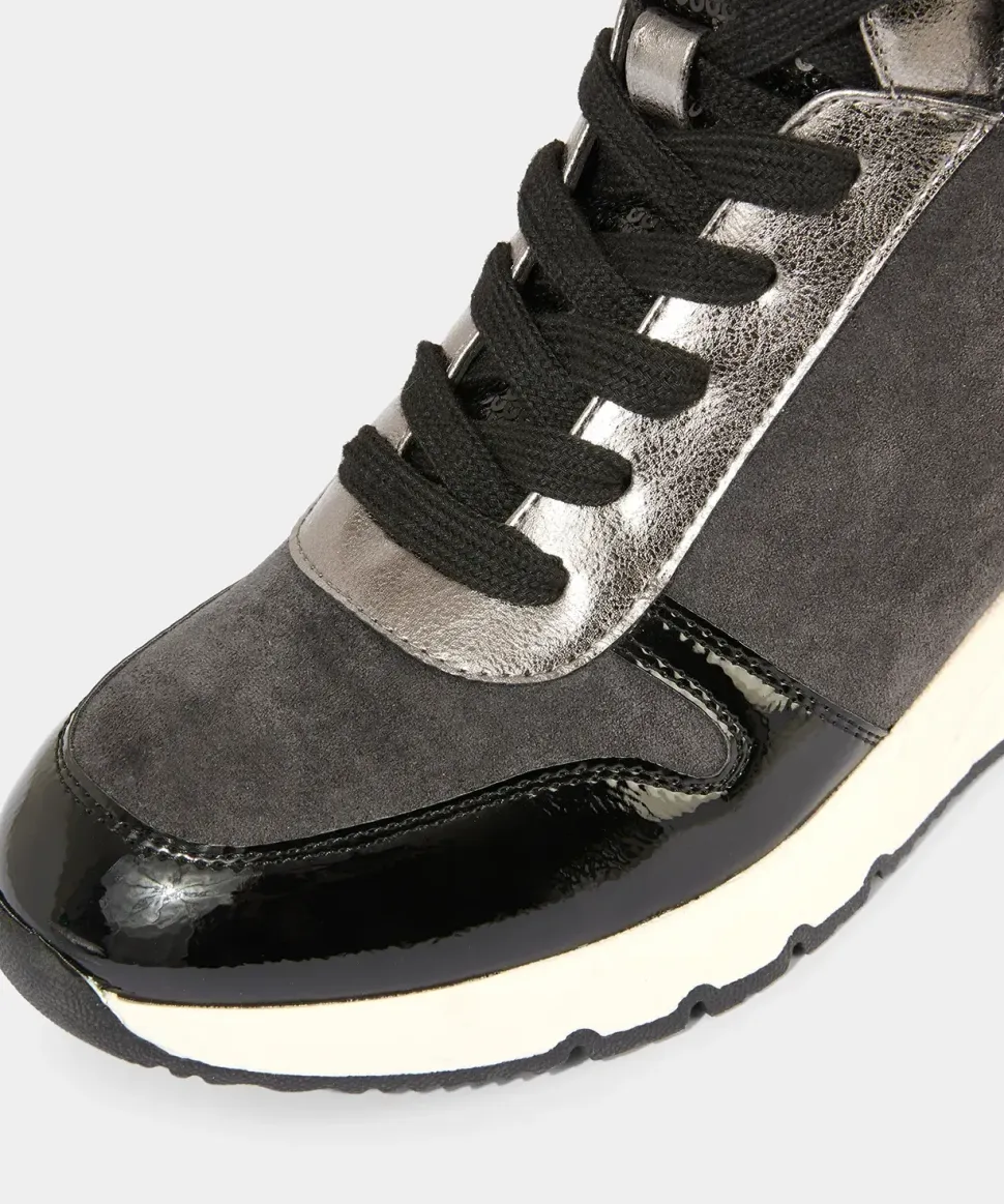 Cosy Faux Fur Trim Trainer Boots