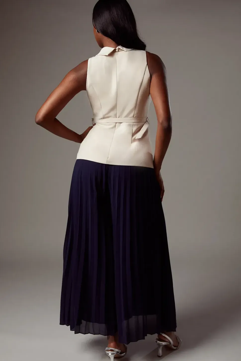 Crepe Pocket Detail Pleated Jumpsuit