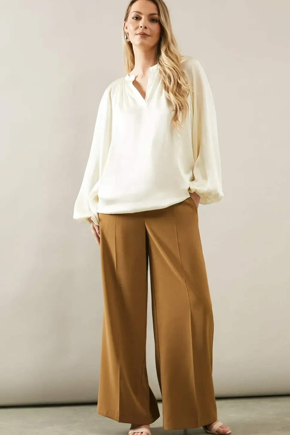 Crinkle Satin Balloon Sleeve Blouse