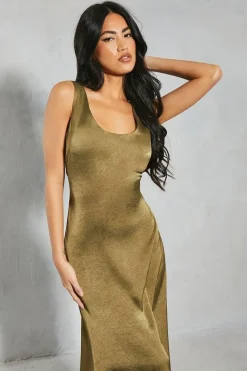 Crinkle Satin Scoop Neck Midaxi Dress