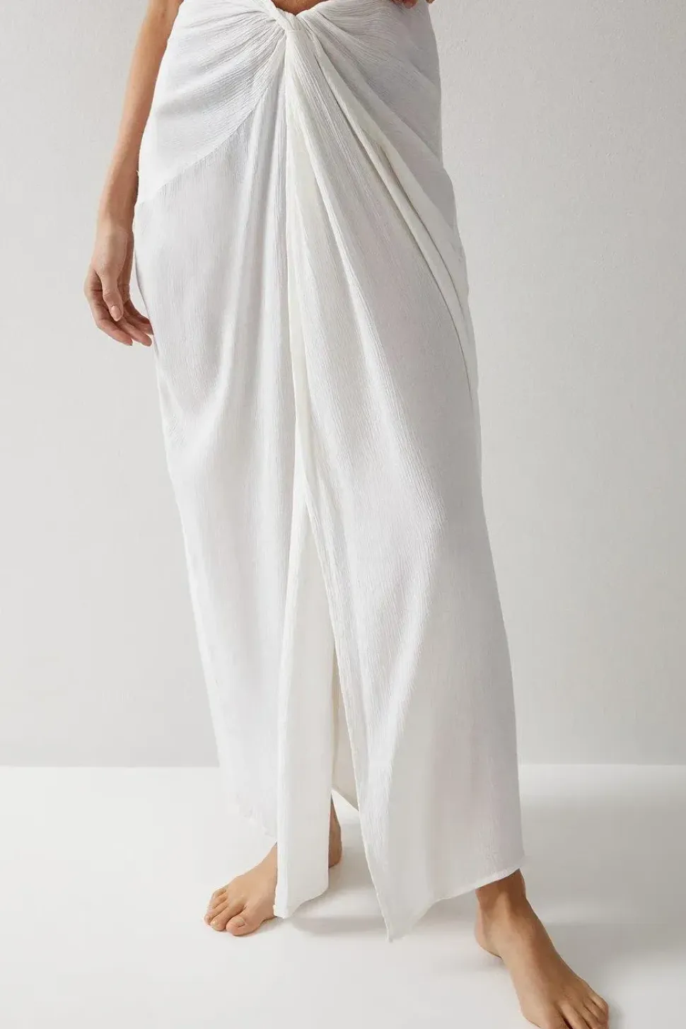 Crinkle Viscose Twist Front Beach Maxi Sarong