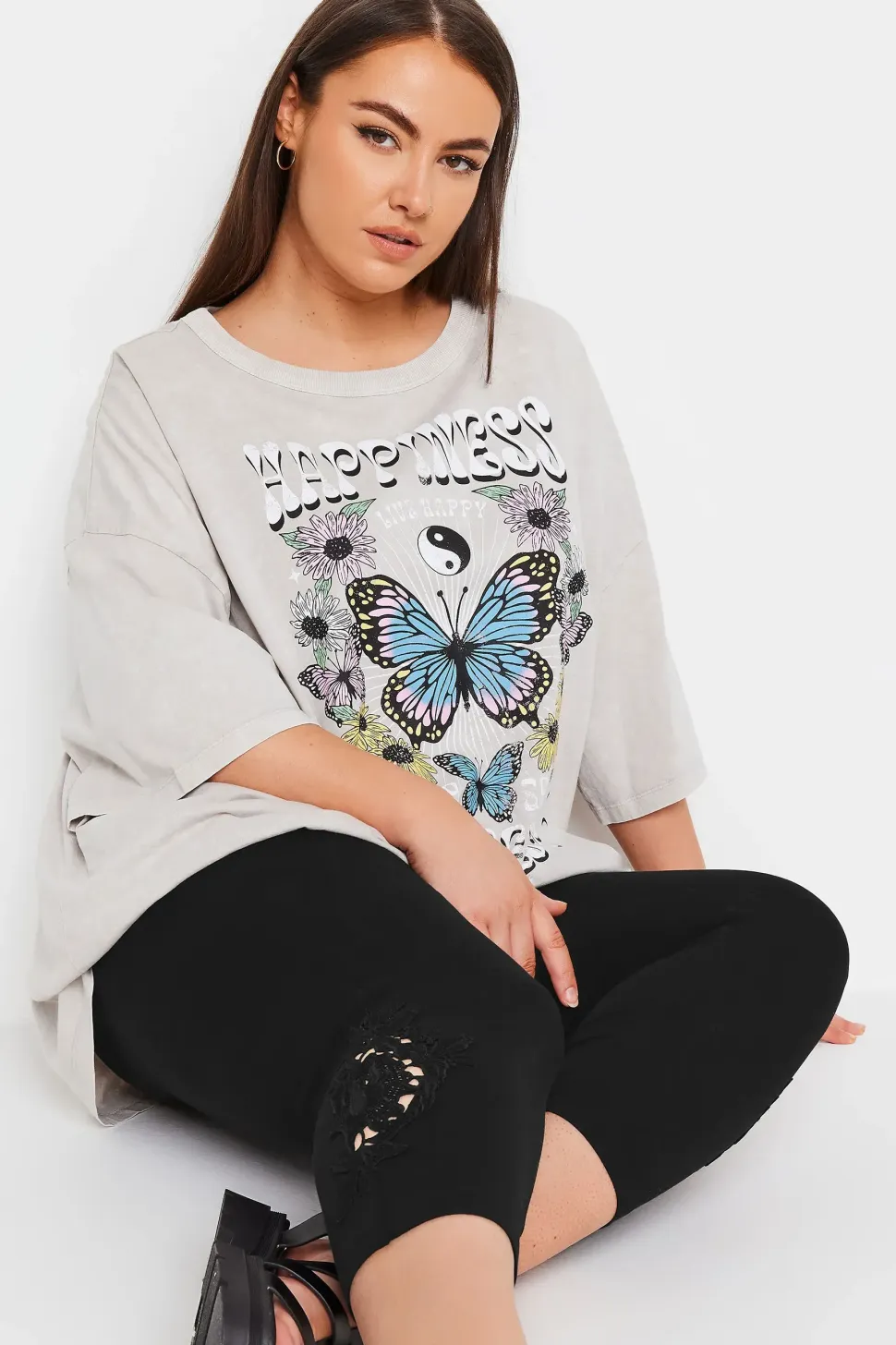 Cropped Lace Leggings
