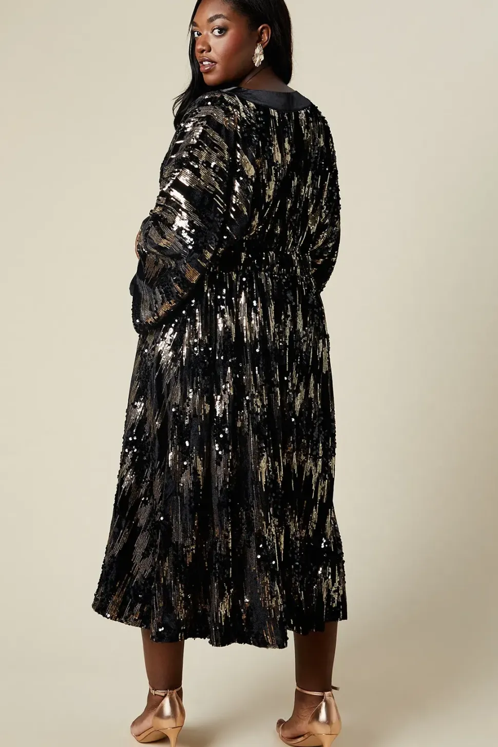 Curve Kimono Sleeve Sequin Midi Dress