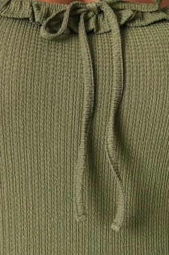 Curve Ruffle Neck Jumpsuit
