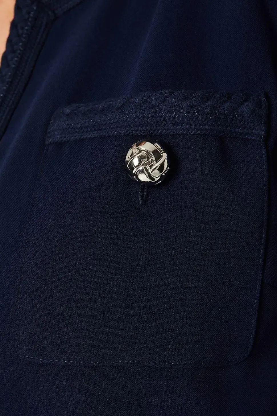 Curve Trim Detail Jacket