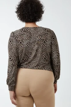 Curve Wrap Front Deep Hem Band Top