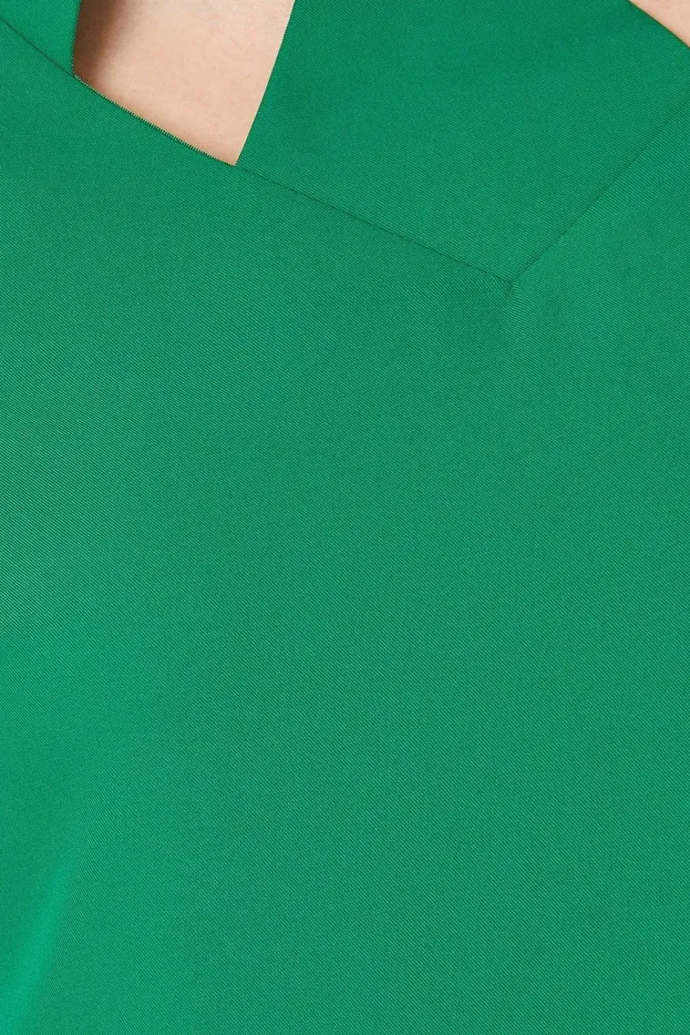 Cut Out Detail Shift Dress