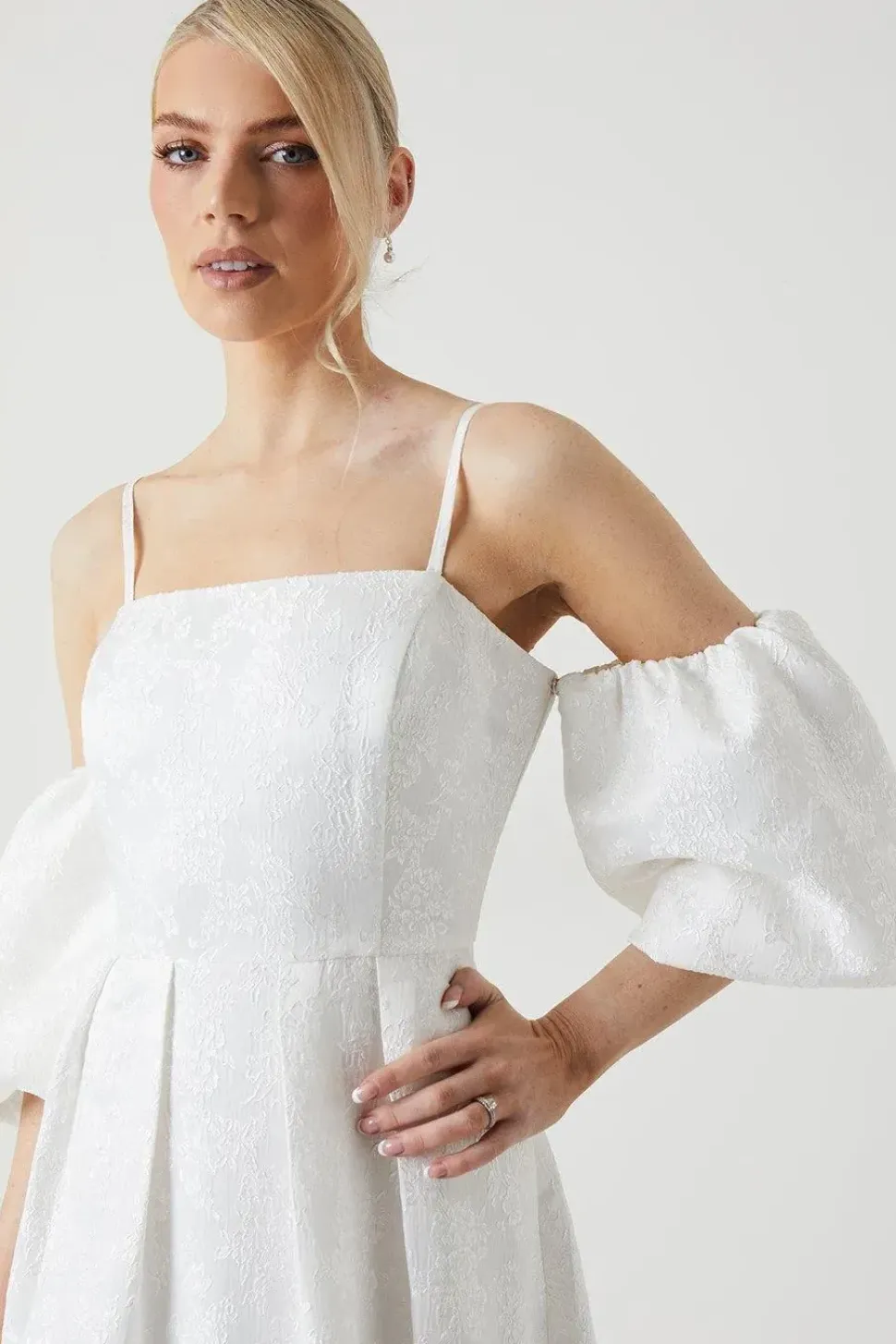 Detachable Puff Sleeves Bandeau Wedding Dress