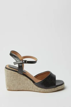 Dexy High Wedge Sandals