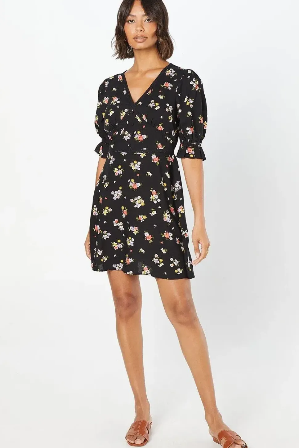 Ditsy Floral Lace Trim Mini Dress