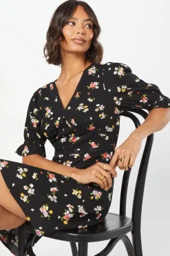 Ditsy Floral Lace Trim Mini Dress