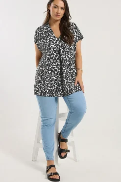 Ditsy Floral Print Blouse