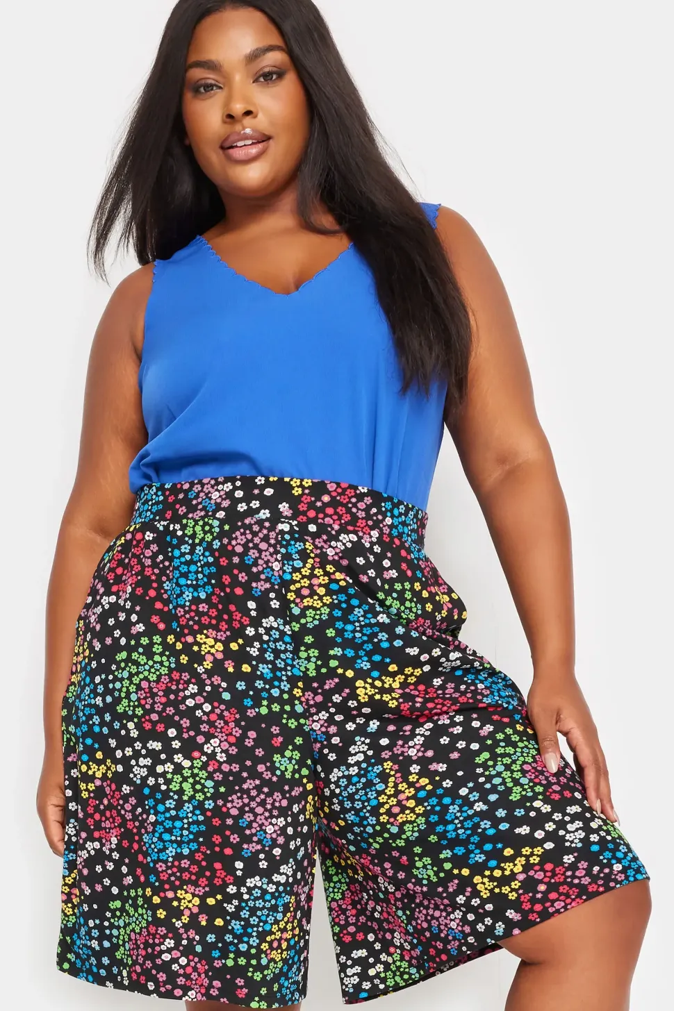 Ditsy Floral Print Jersey Shorts