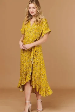 Ditsy Floral Short Sleeve Wrap Dress