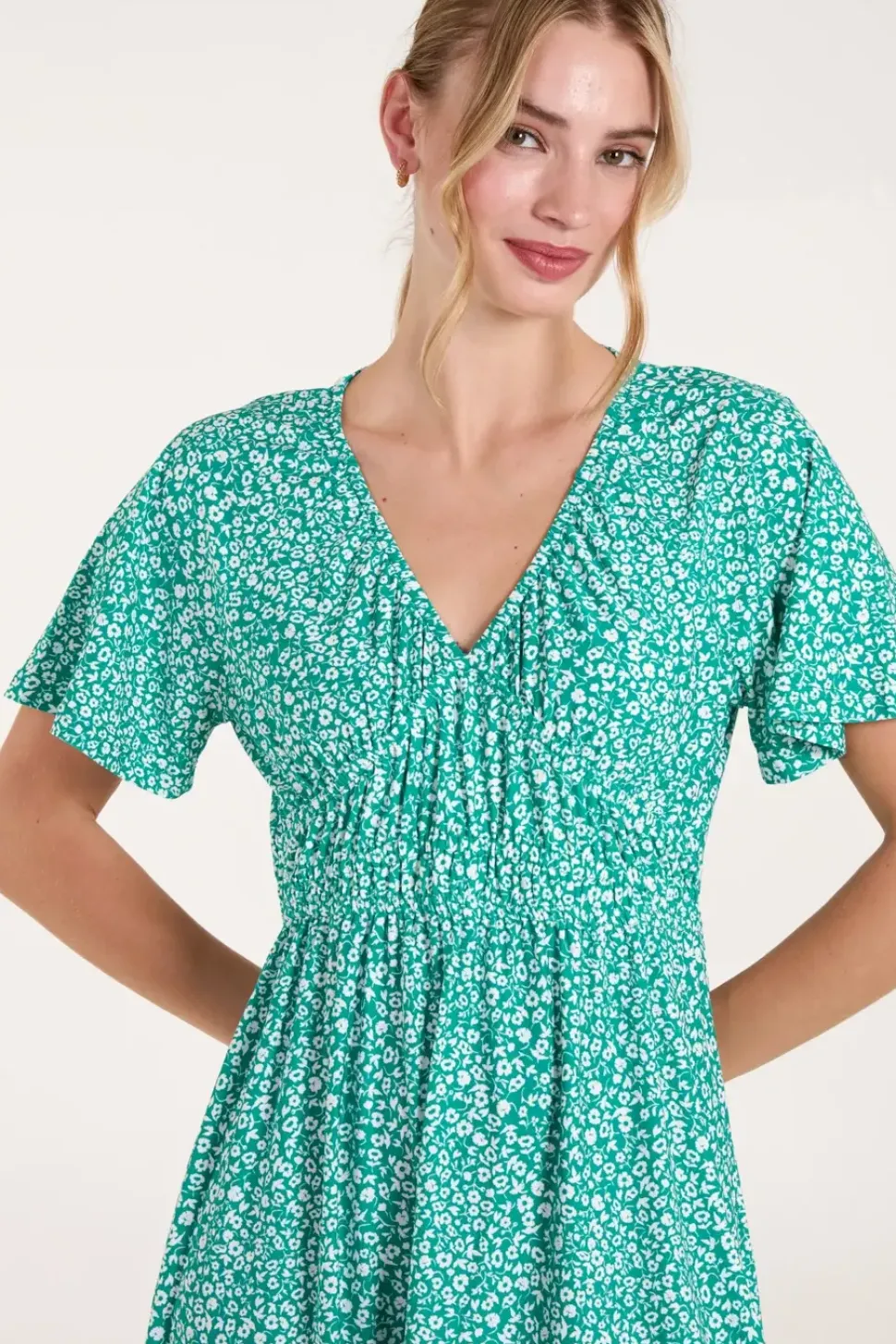 Ditsy Printed Angel Sleeve Elasticated V Neck Dress