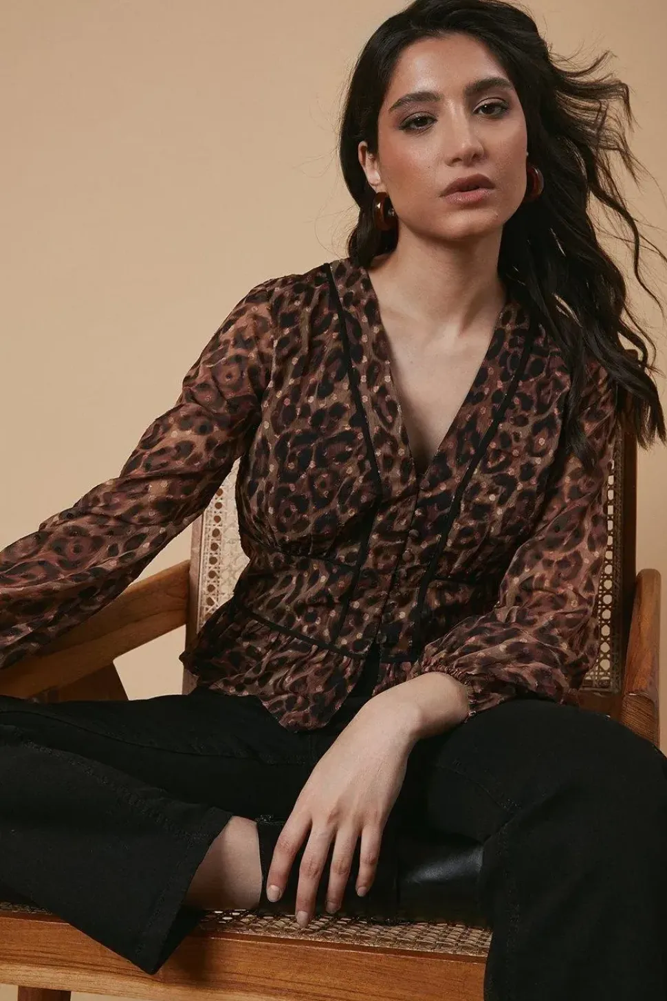 Dobby Chiffon Contrast Detail Button Through Blouse