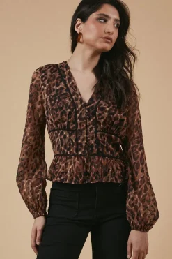 Dobby Chiffon Contrast Detail Button Through Blouse
