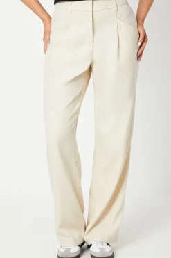 Drapey Wide Leg Relaxed Trouser
