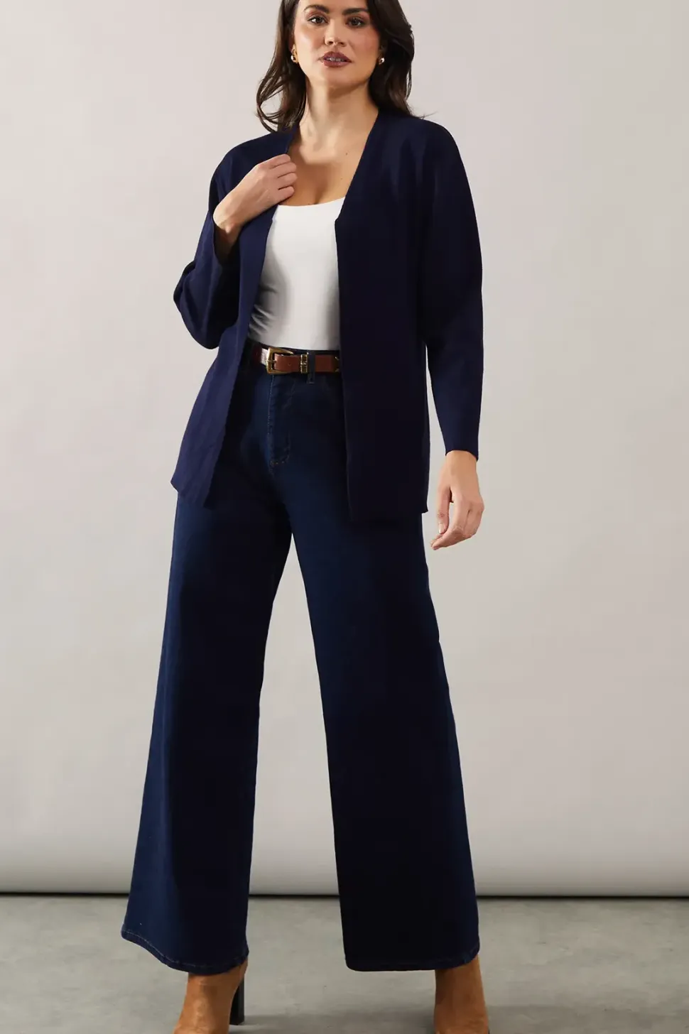 Edge to edge knitted cardigan