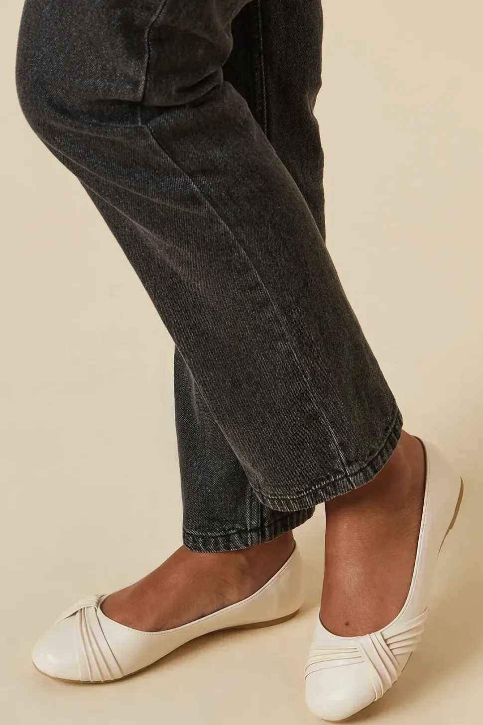 Eliza Ruched Detail Flat Ballet Pumps
