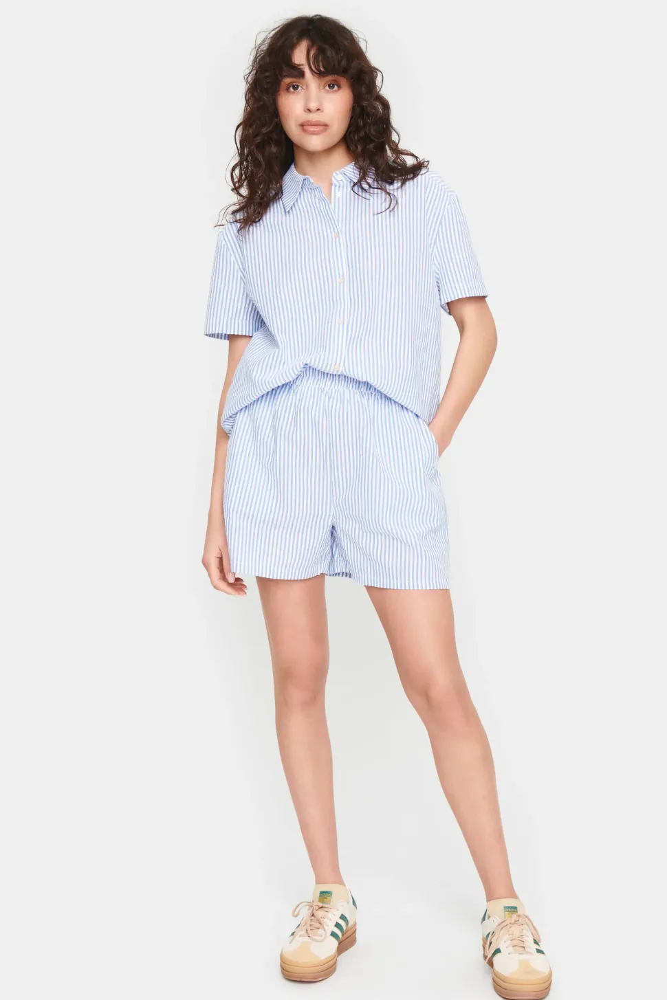 Elmiko High-waisted Wide Legs Shorts-Striped